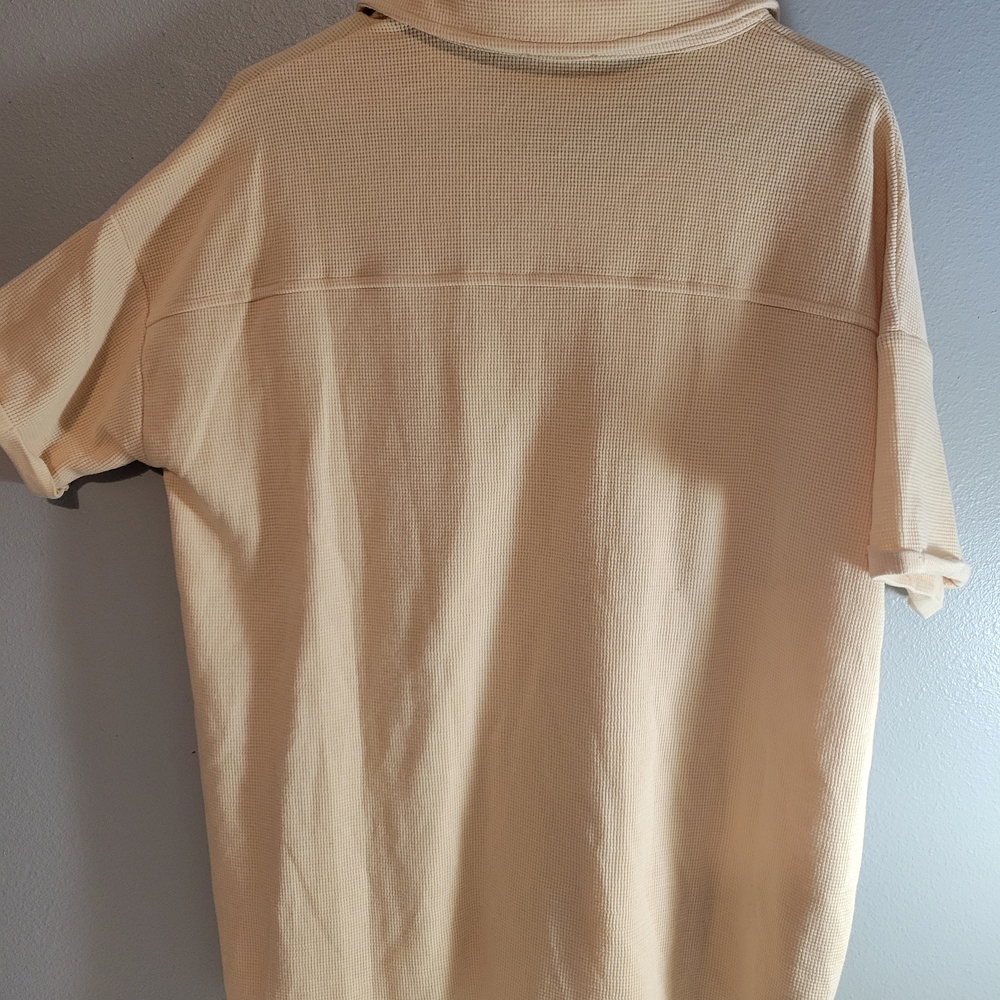 Heyson Beige Button-Up Shirt 👠 - Picture 3 of 4